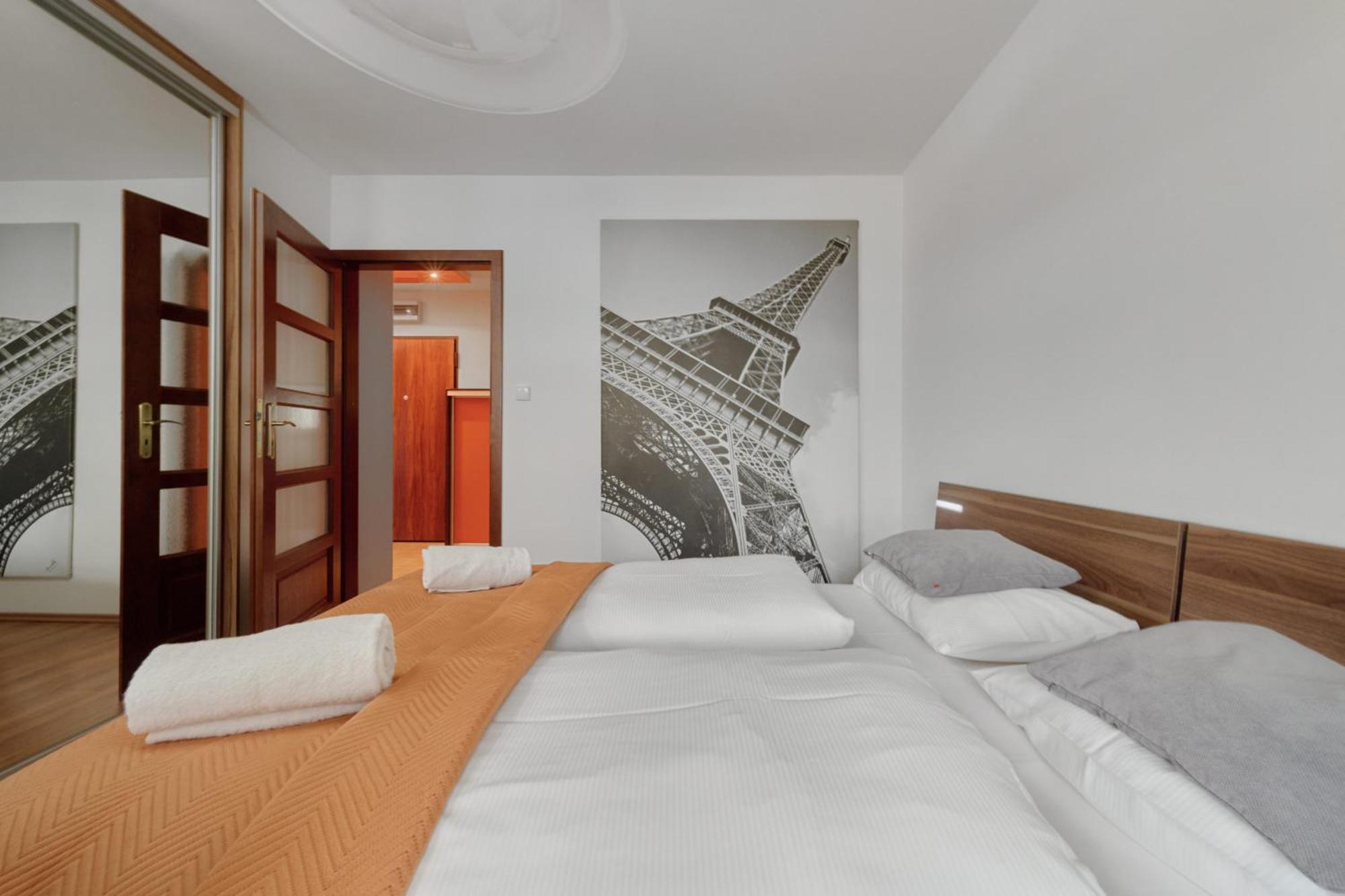 Teczowa Apartment In Wroclaw By Rent Like Home Exterior foto